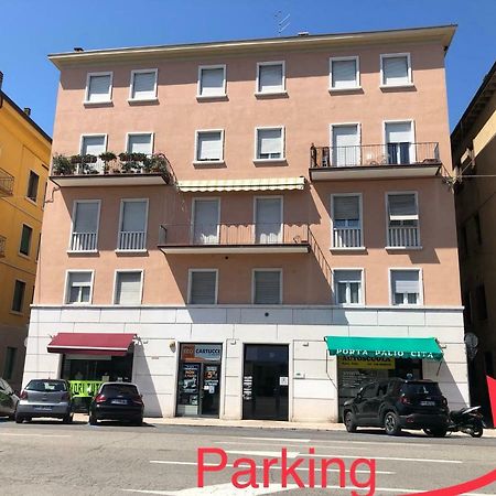 Appartamento Portapalio40 Con Parcheggio Werona Zewnętrze zdjęcie