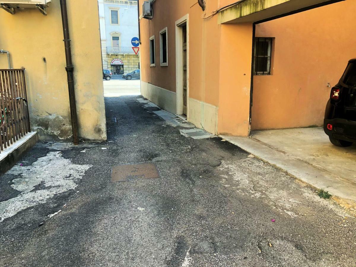Appartamento Portapalio40 Con Parcheggio Werona Zewnętrze zdjęcie